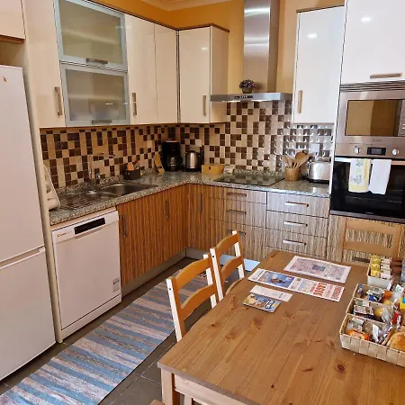 Holiday home Casinha Azul